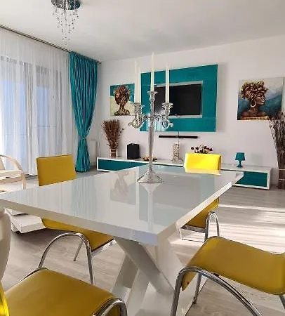 Blue Sea Apartment