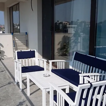 Apartment Blue Sea *